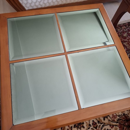 Square coffee table set with mirrored top for living room