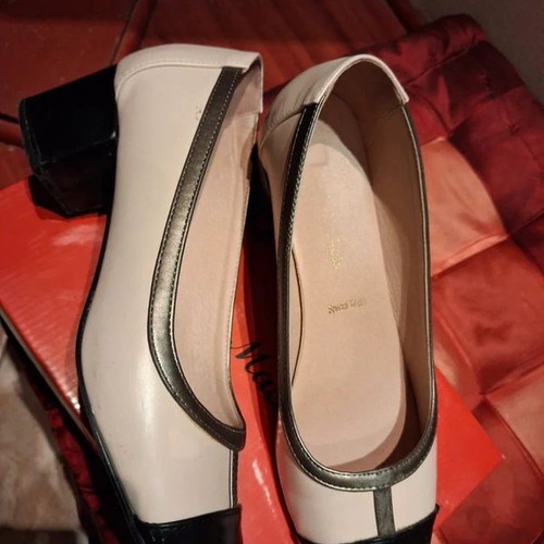 Andres Machado two-tone pumps with 6cm square heel like new, size 44