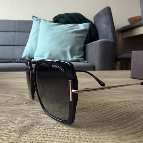 Tom Ford sunglasses new, black