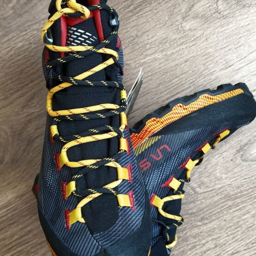 La Sportiva Aequilibrium Hike GTX hiking shoes, women's size 40.5