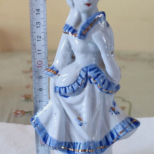 Vintage porcelain figurine 'Woman with Fan'