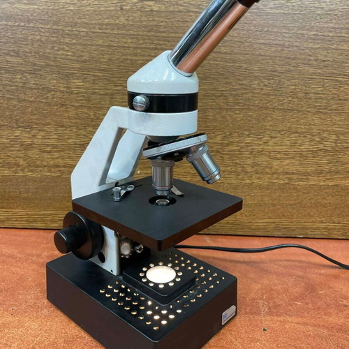 Vintage Eschenbach 3462 Microscope with Olympus P10X lens used