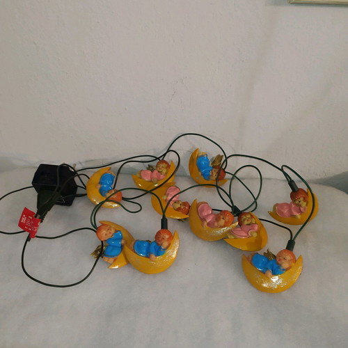 Old lights used, functional, blinking