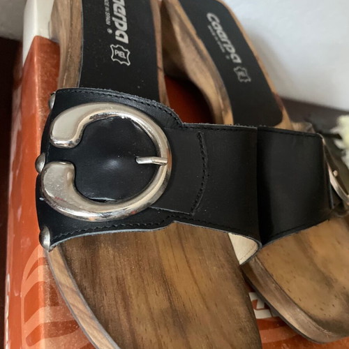Wooden black sandals like new, size 37