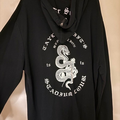 Taylor Swift Reputation Stadium Tour Hoodie like new