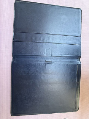 Classic blue A4 organizer folder with Interamerican logo