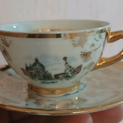 Bavaria coffee set like new with 4 cups and saucers
