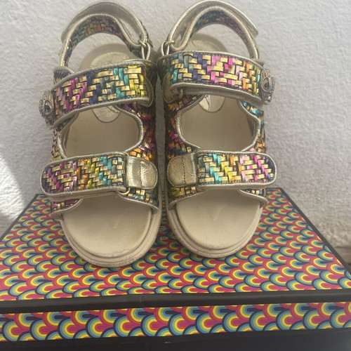 Kurt Geiger children's sandals used, multicolor, size 33