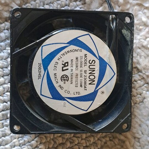 Sunon fan used in good condition