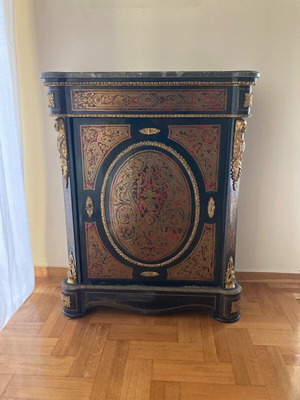 Κλασικός μπουφές Napoleon III μεταχειρισμένος με μαρκετερί και μάρμαρο