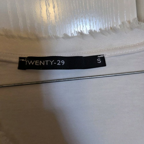 Twenty-29 white satin top small like new