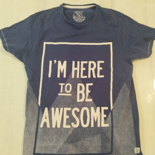 Tshirt blue size M like new, worn once