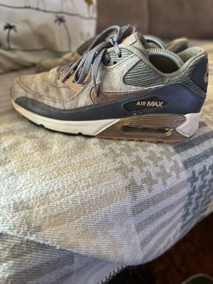 Nike Air Max 90 used, gray and beige, size 44