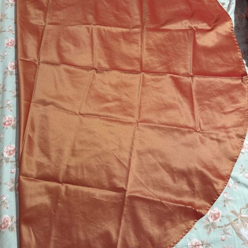 Round tablecloth for living room like new