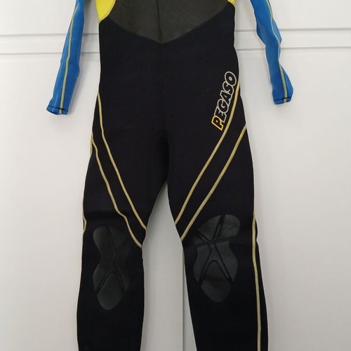 Pegaso neoprene wetsuit 3 mm used