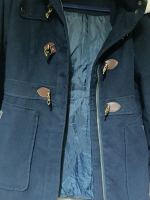 Fullah Sugah Montgomery medium like new, blue black with white fur