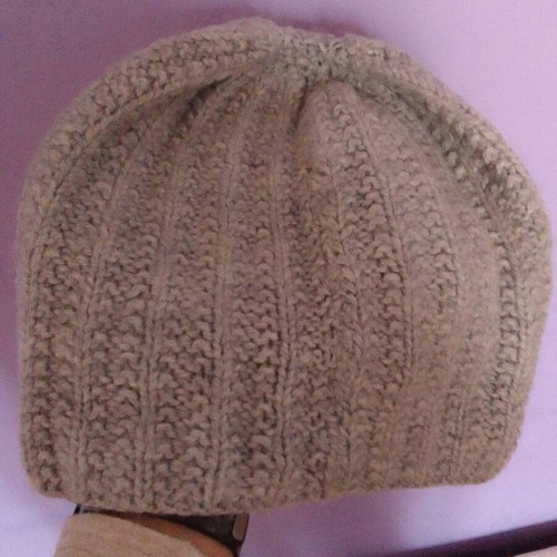 Woolen women's grey knit cap used in excellent condition