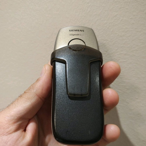 Siemens sl1 used without charger, no sim card support