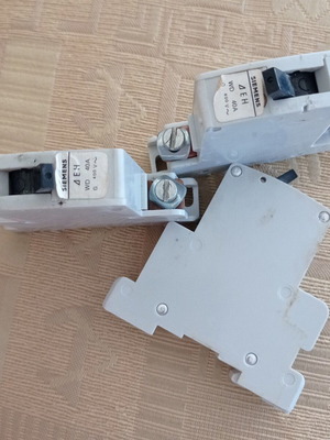 Siemens WD 40A 400V Vintage Rail Circuit Breakers Set of 3