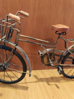 Decorative Metal Bicycle 53x30cm like new