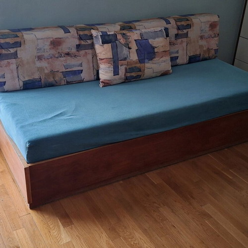 Sofa bed like new with storage space