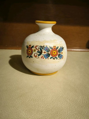 Clay vase relatively small and beautiful
