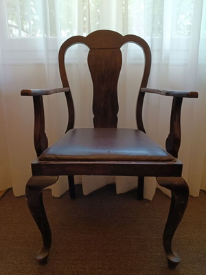 Queen Anne armchairs used, set of 2, wooden
