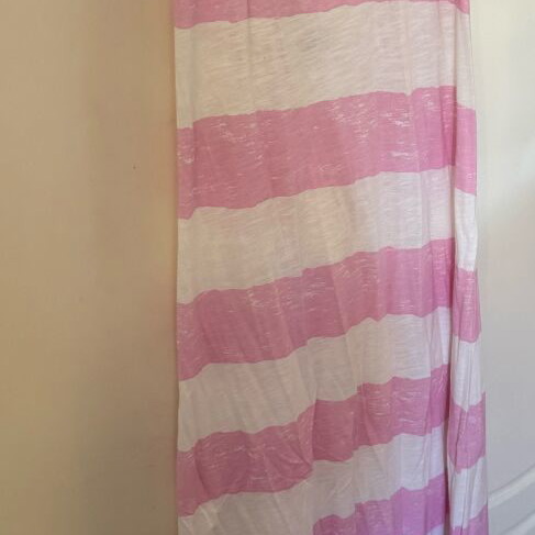 Maxi dress used with embroidery on the back, white and pink