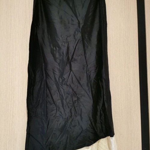 Women's skirt used size 38, black and beige