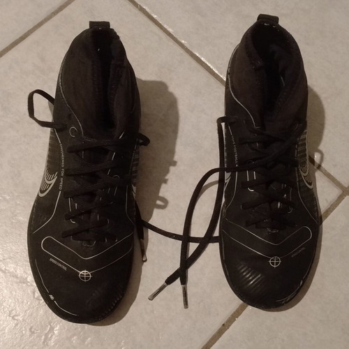 Nike football shoes used, size 37, black and silver