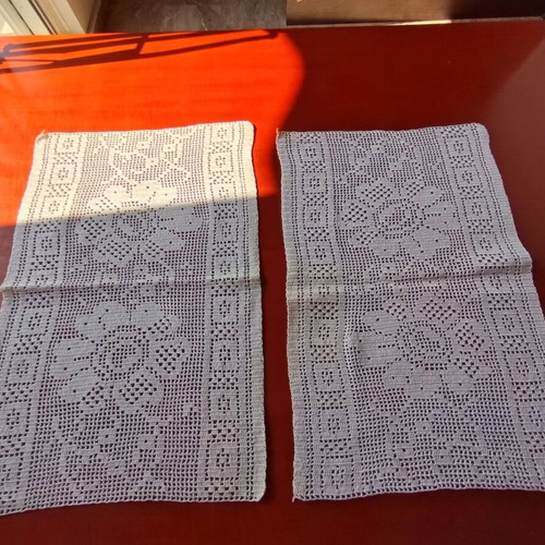 Set of 2 Handmade Crochet Doilies with Floral Vintage Design