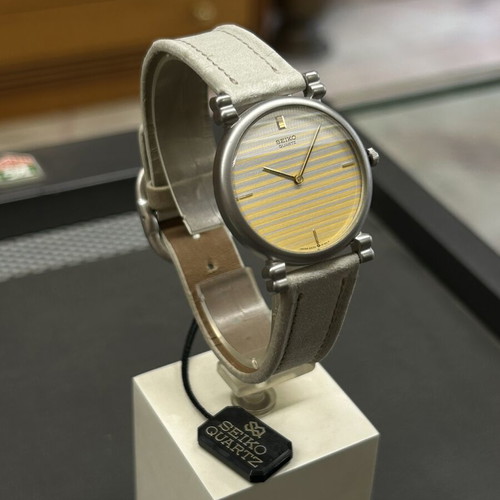 Seiko Quartz Vintage 1970s women's watch new