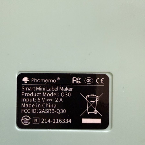 Phomemo T02 portable thermal printer with extra paper roll