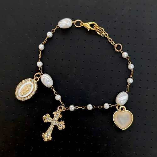 Cross & Mary bracelet stainless steel chain like new, white and gold details