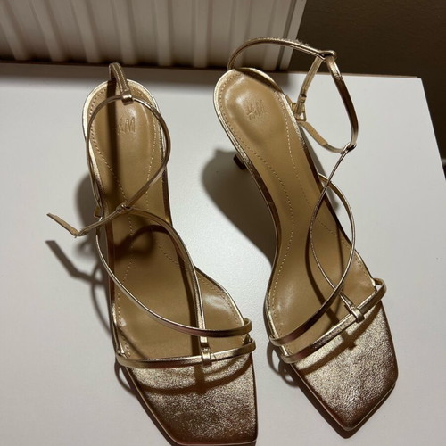 H&M Sandals new, gold, size 40