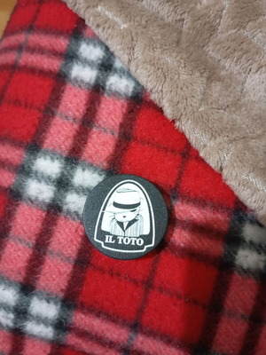 IL Toto Pop Shocket new in excellent condition
