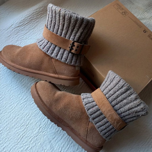 Ugg boots used, size 39, tan color