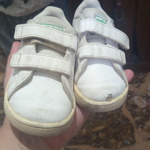 Adidas kids shoes size 21