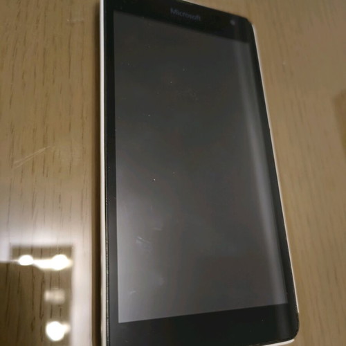 Nokia Lumia 535 used, unknown functionality for repair or spare parts