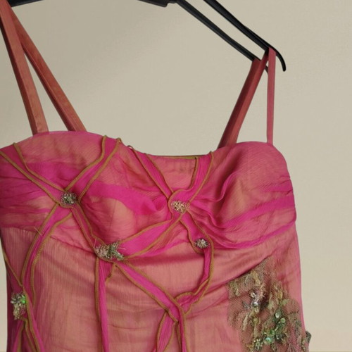 DAK cocktail dress like new, chiffon, fuchsia with light green lining