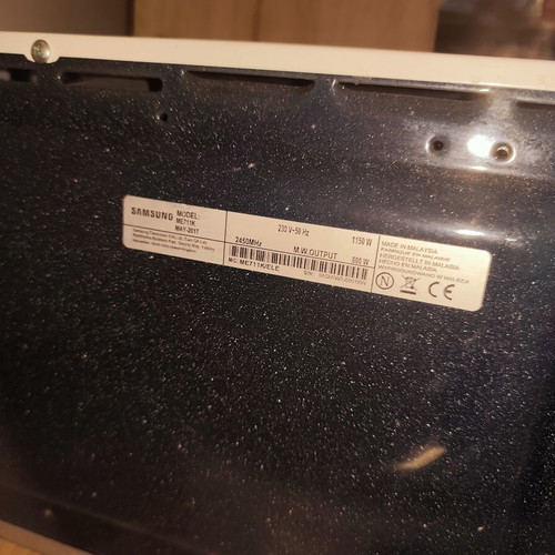 Samsung ME711K Solo MWO microwave oven 800W, 20L