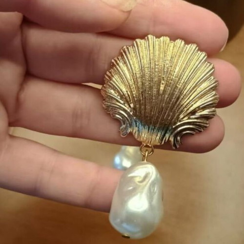 Zara summer earrings like new, white and gold tone
