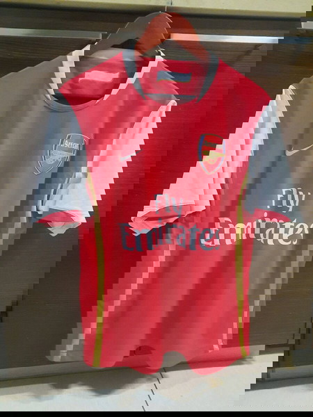 OFFICIAL ARSENAL JERSEY