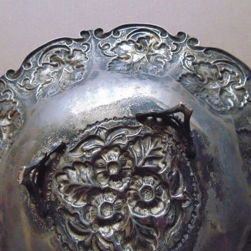 Vintage silver-plated Clarté centerpiece used with embossed decoration