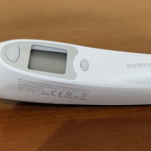 Sanitas SFT 53 digital ear thermometer like new, suitable for babies