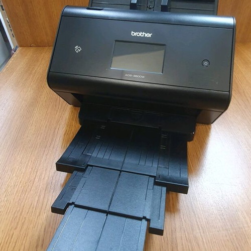 Brother ADS-3600W Flatbed / Sheetfed A4 Scanner like new with WiFi
