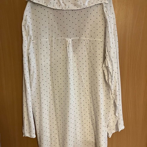 Shirt like new, size S-M, white, thin fabric