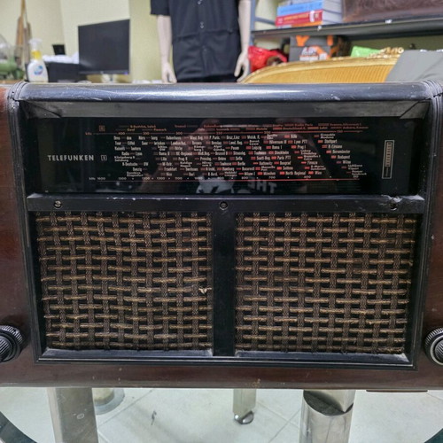 Telefunken Super Zeesen T875WK radio used (1938)