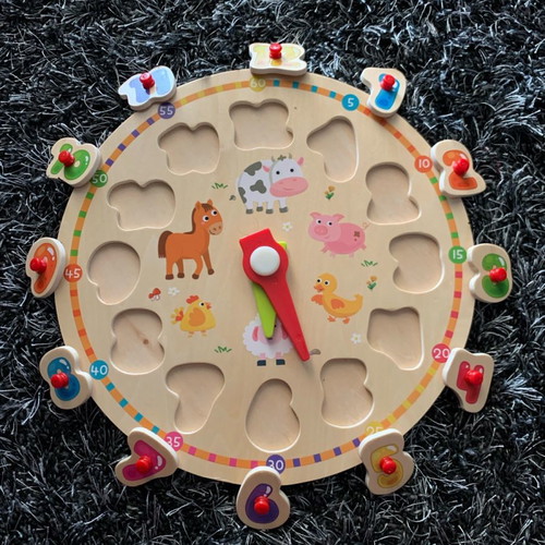 Wooden puzzle clock used