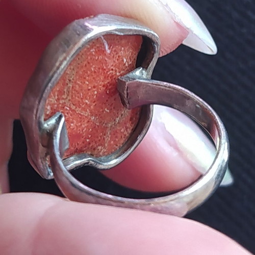 Silver 925 ring with natural coral size 6.5